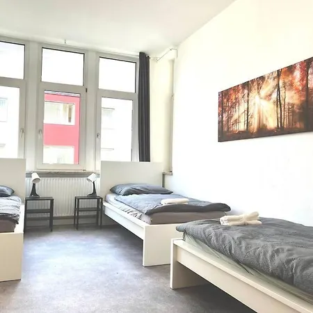 7 Betten Zentrale Lage Bahn Messe Apartment Hannover Buitenkant foto