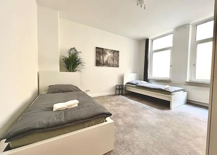 7 Betten Zentrale Lage Bahn Messe Apartment